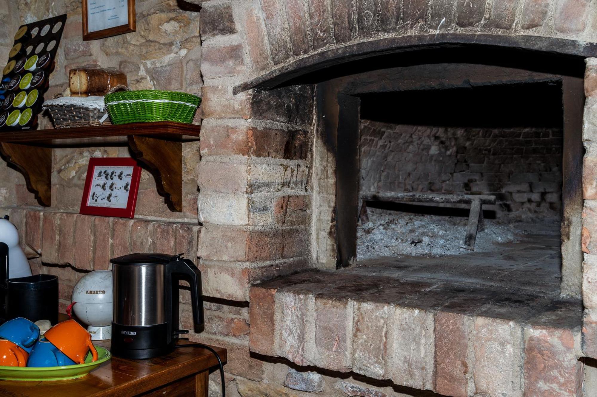 B&B Al Vecchio Forno Montepulciano Stazione Exterior foto